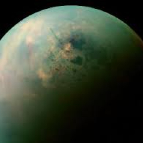 Image de Titan surface verte et jaune